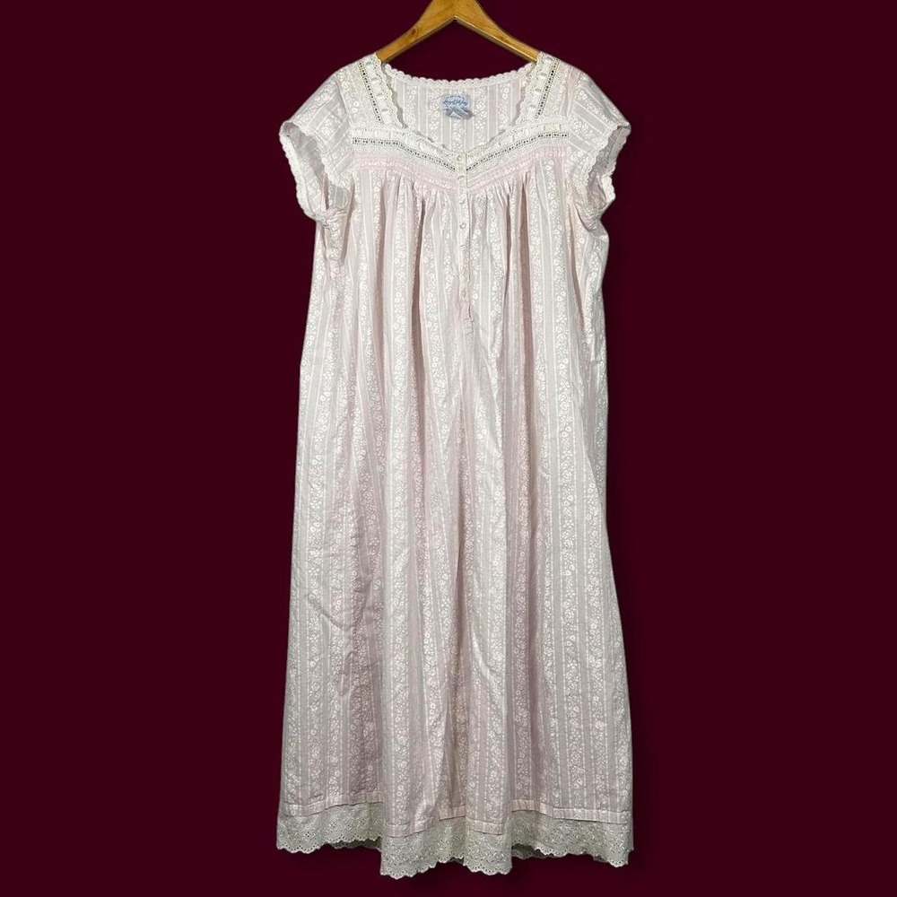 Vintage Lanz of Salzburg Floral Lace Short Sleeve Nightgown Embroidered Womens L
